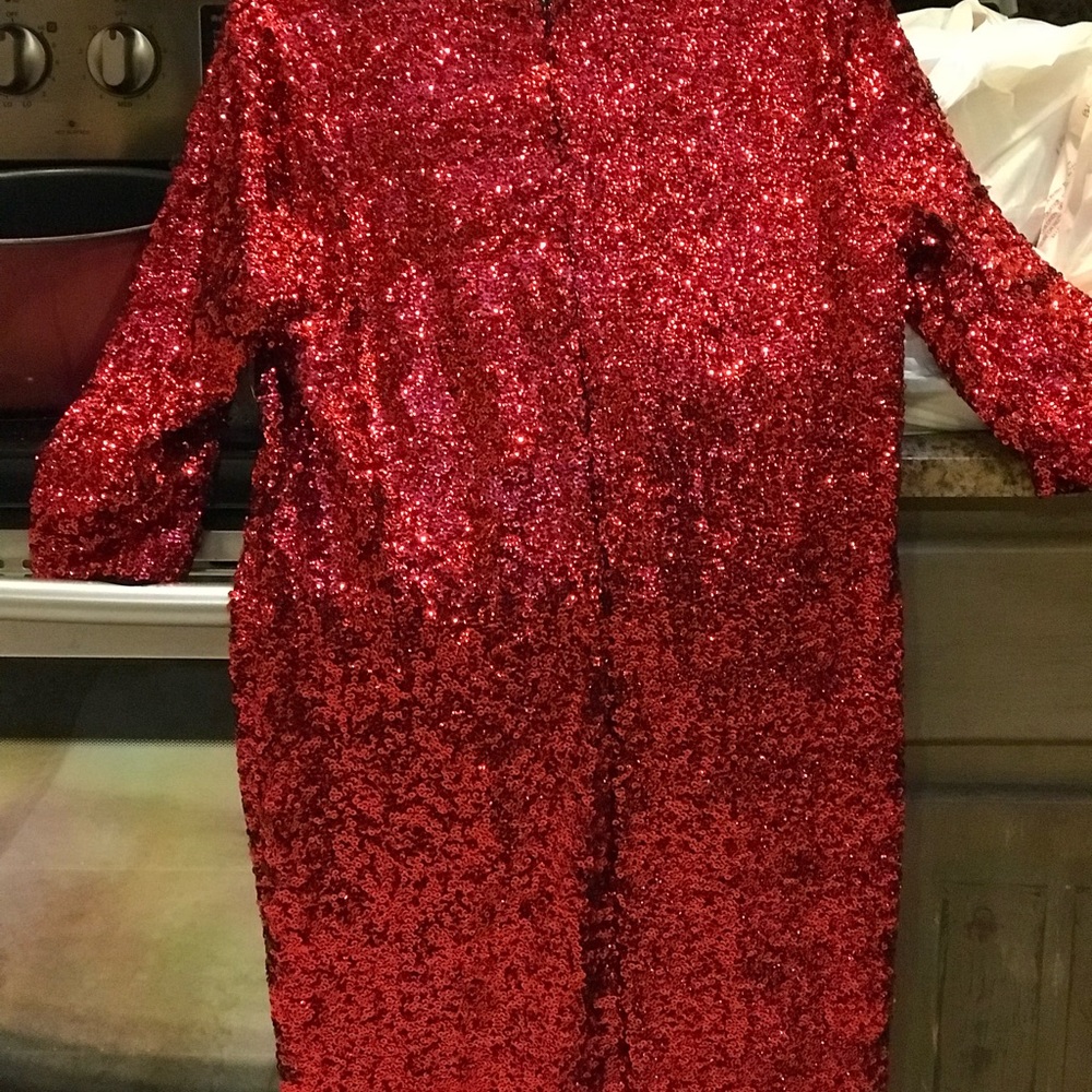Beautiful sequin red dress for the holidays!